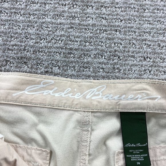 Eddie Bauer Cargo Shorts Men 38 Beige Outdoors Pockets - DISCOLORATION - - Picture 7 of 16